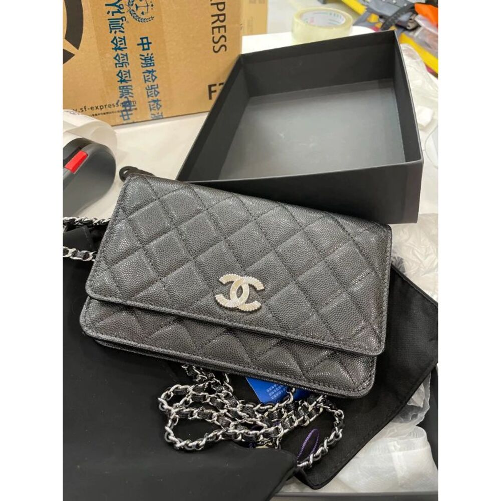 Chanel Women Pre-Loved Bag Very Good Condition